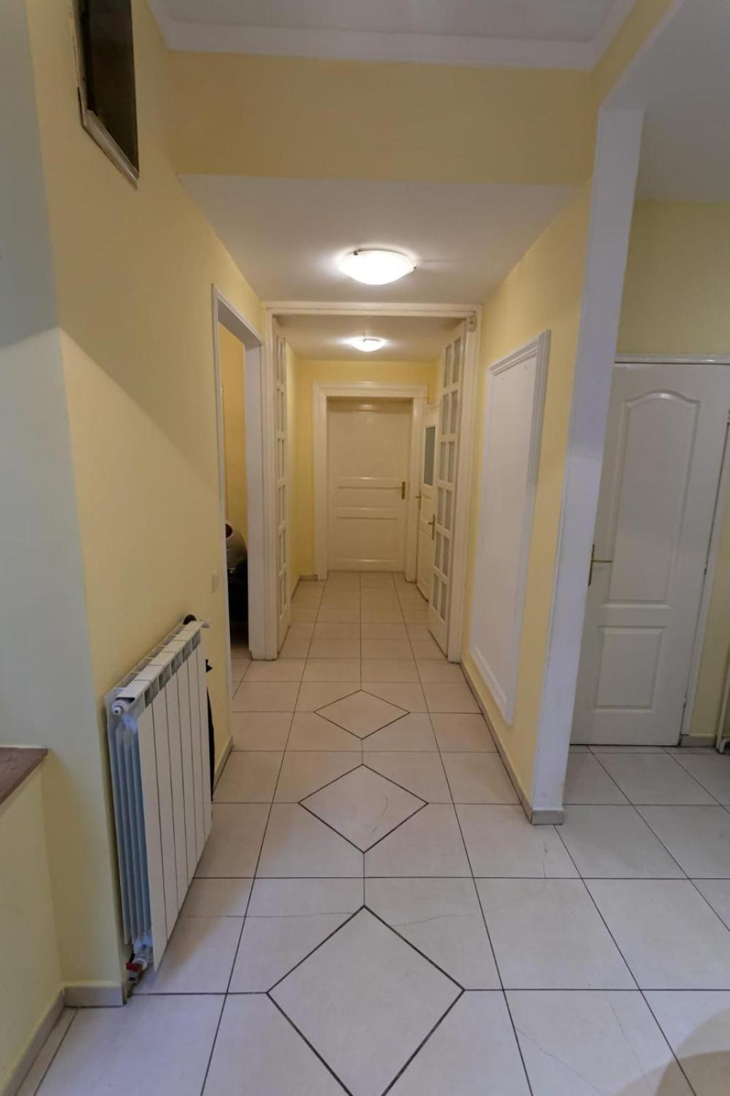 City B 52 Belgrád Kültér fotó